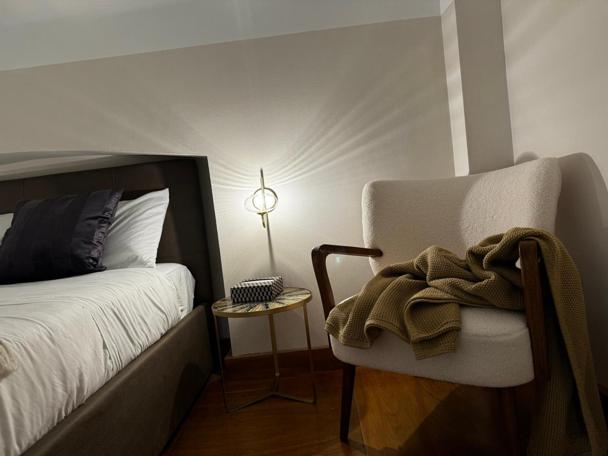 Apartamento Regina Milano In Verona - Sky Tv, Wifi E Breakfast Box Exterior foto
