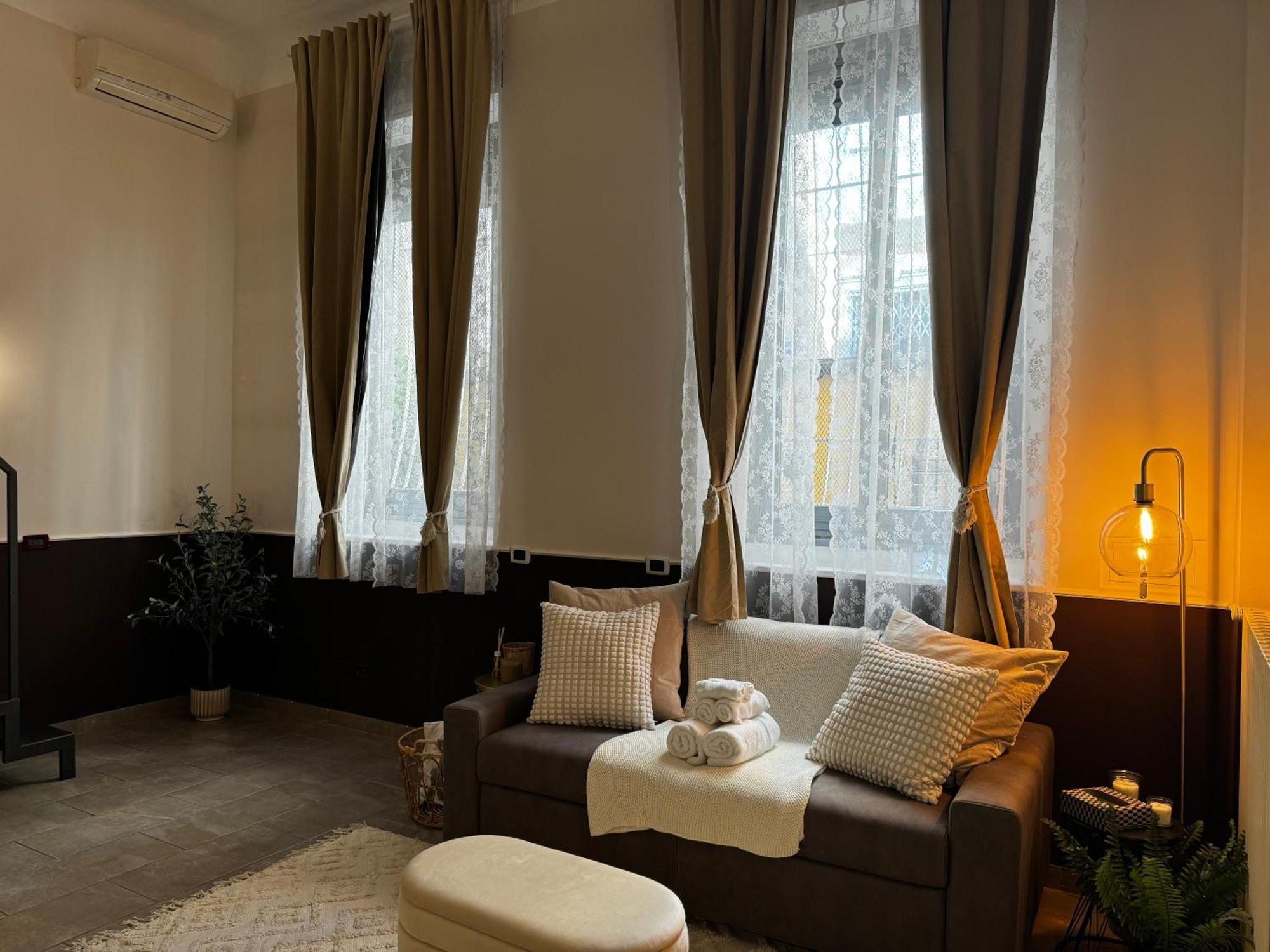 Apartamento Regina Milano In Verona - Sky Tv, Wifi E Breakfast Box Exterior foto