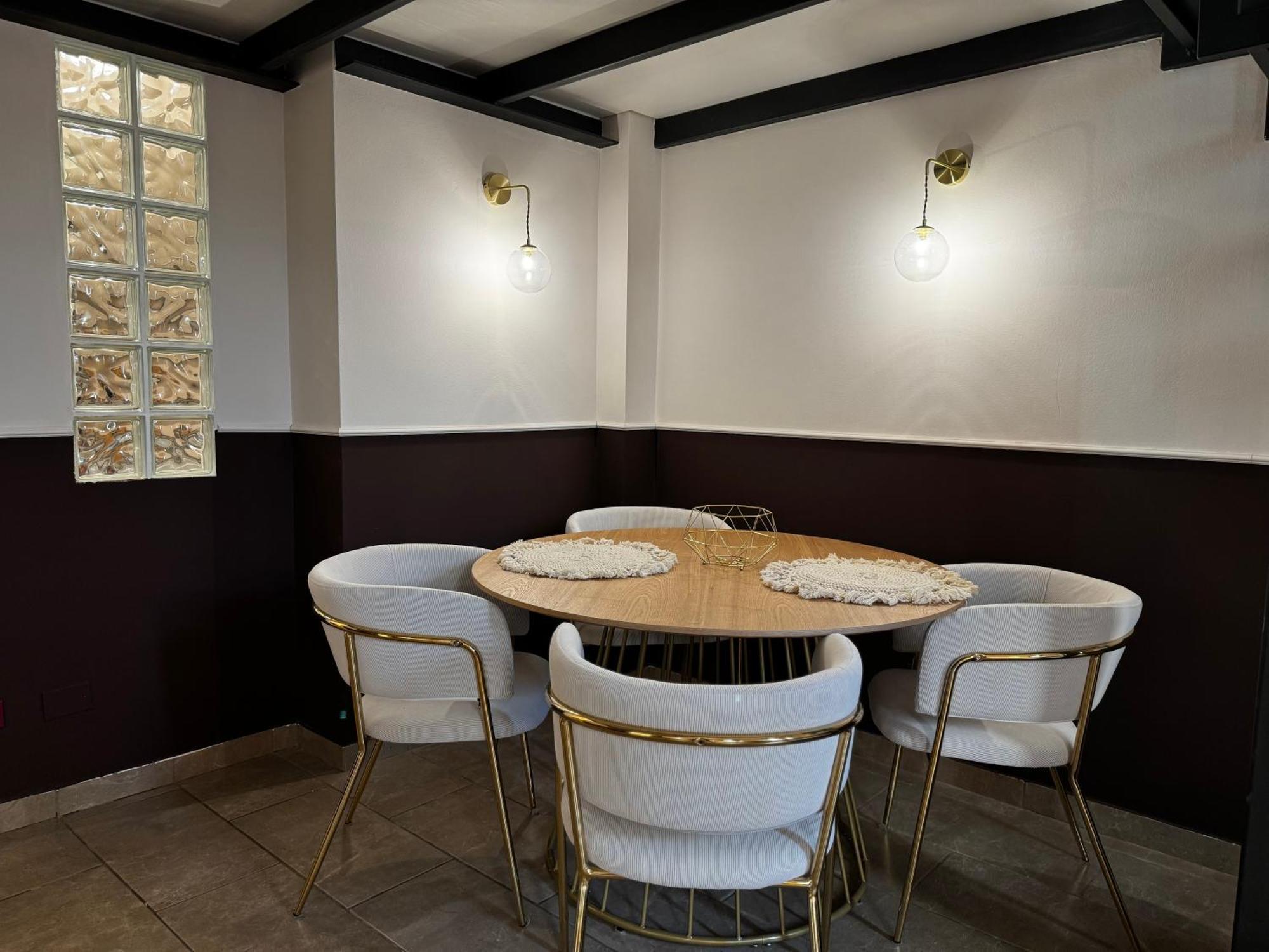 Apartamento Regina Milano In Verona - Sky Tv, Wifi E Breakfast Box Exterior foto
