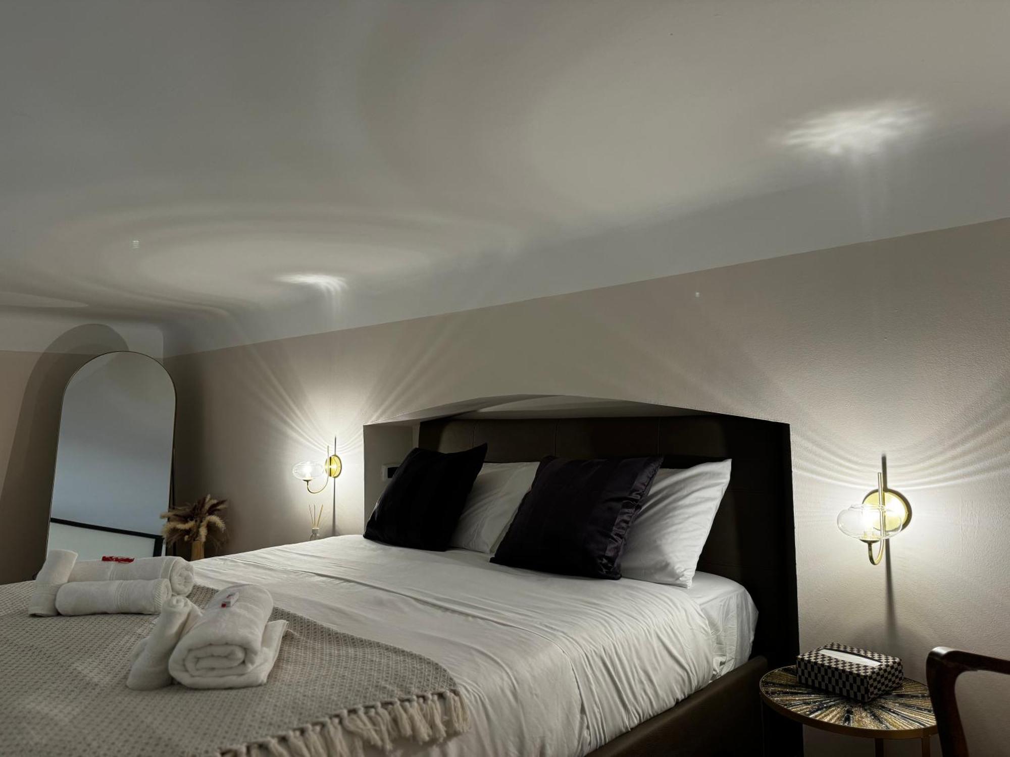 Apartamento Regina Milano In Verona - Sky Tv, Wifi E Breakfast Box Exterior foto