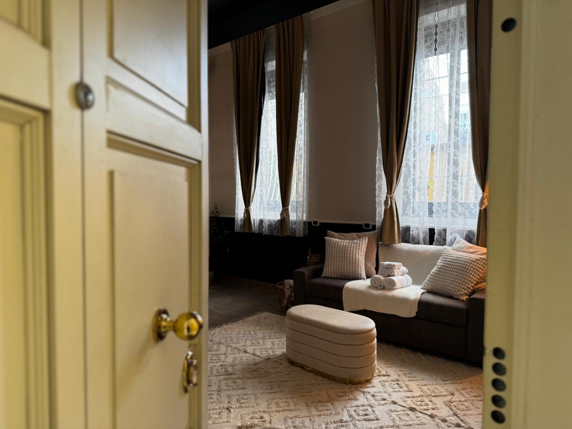 Apartamento Regina Milano In Verona - Sky Tv, Wifi E Breakfast Box Exterior foto